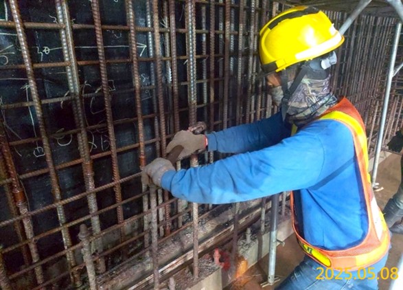 G03 entrance and exit A B3F structural wall construction