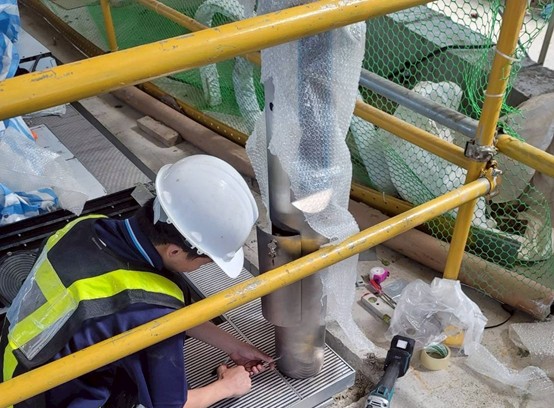 G11站3、4號電扶梯立柱安裝作業