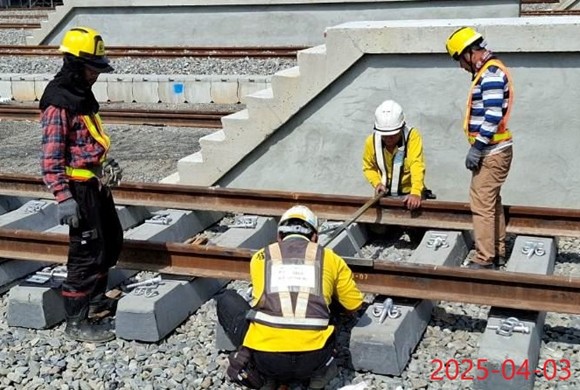 Track construction at Beijing Machine Tool Plant
